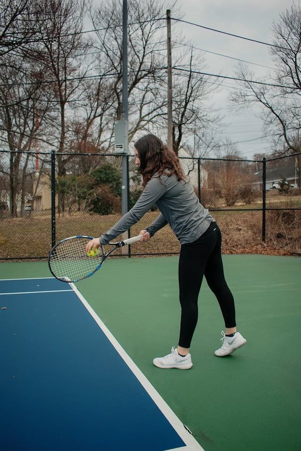 Quelles stratégies pour augmenter la concentration durant les longues parties de tennis?