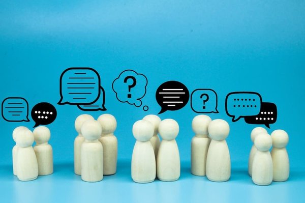 En quoi les techniques de pieds-poings du Muay Thai sont-elles bénéfiques pour les sprinters en athlétisme?